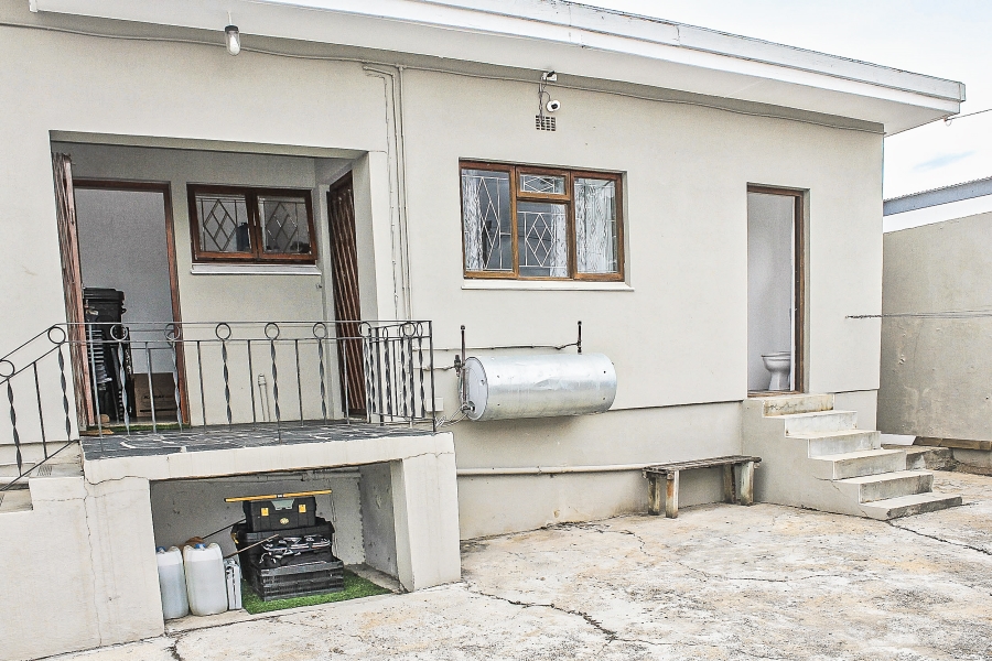 3 Bedroom Property for Sale in Bredasdorp Western Cape